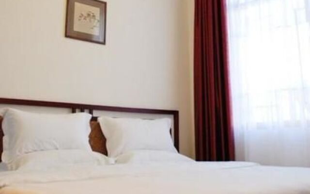 Yifeicui Villa Hotel - Tengchong