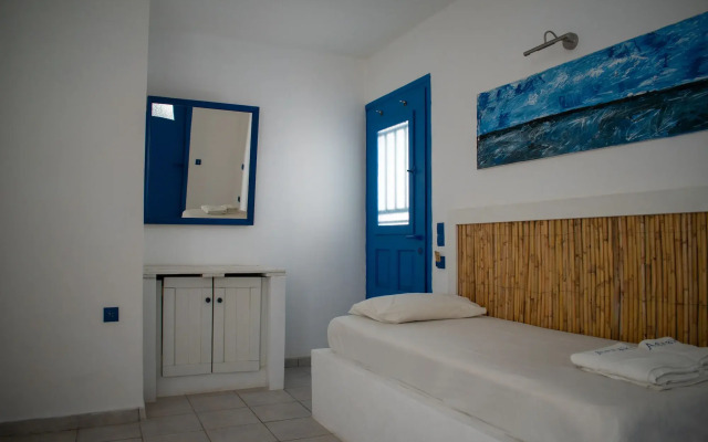 Aeraki Studios & Apartments