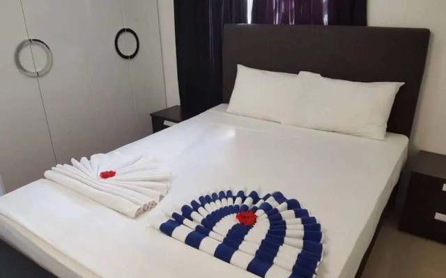Hibiscus Tabua Villas