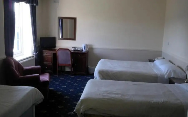 Rose & Crown Hotel