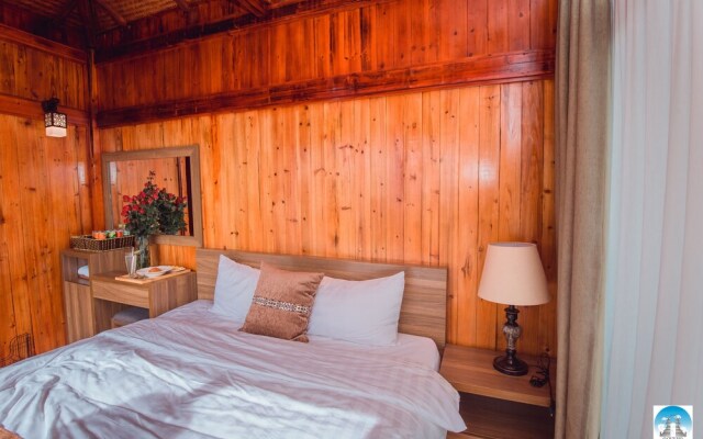 Heaven Gate Hotel O Quy Ho