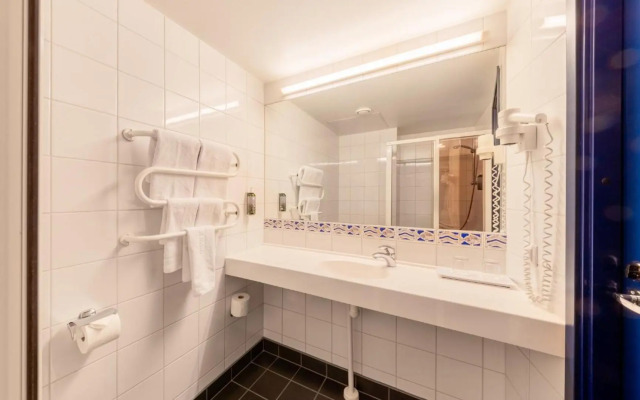 Tallink Express Hotel