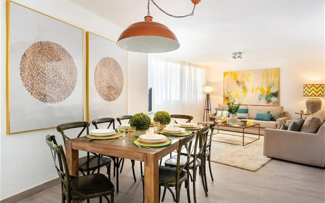 Genteel Home Plaza de las Flores