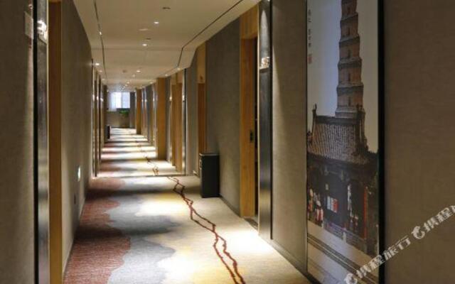 Zhanghe Hotel (Xi 'an Jingwei Industrial Park Store)