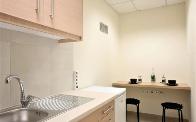 GK Airport Suites - Free Shuttle