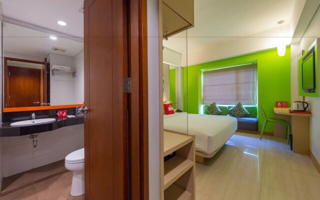 ZEN Rooms Kuta Sunset Road 2