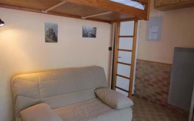 Appartement Cauterets, 1 pièce, 3 personnes - FR-1-401-85