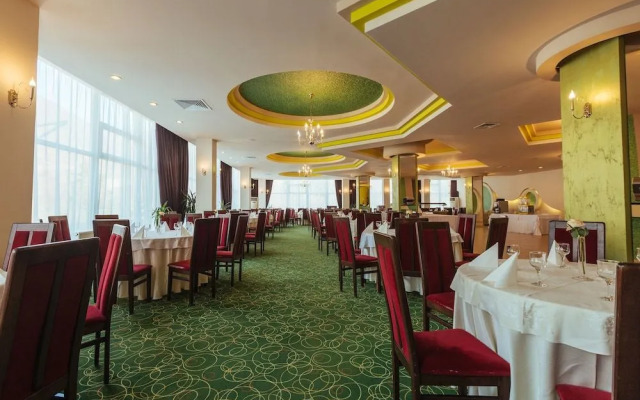 Diana Resort