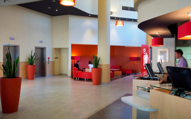ibis Perth