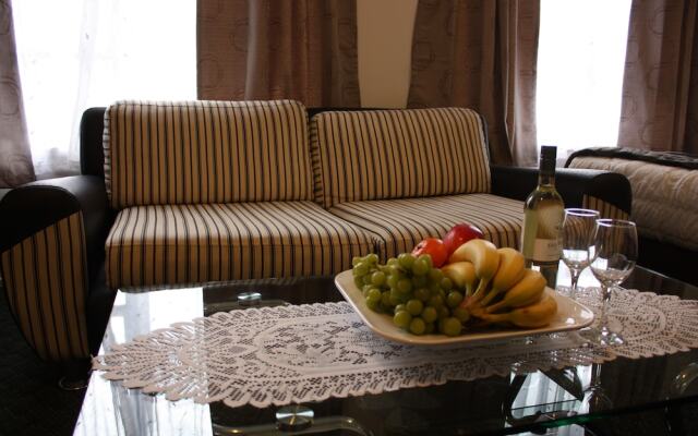 Airport Travel Air Motor Inn