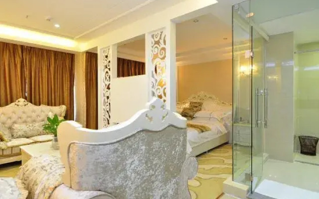 Kunming Jiesheng Hotel (Dianchi Aegean Shopping Park)