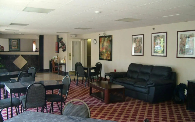 Baldwin Inn & Suites
