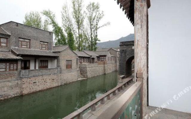 Gubei Water Town Wuzhenhui Boutique Hotel