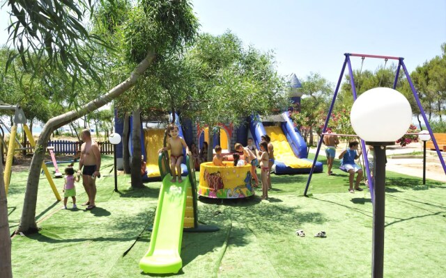Santa Monica Resort