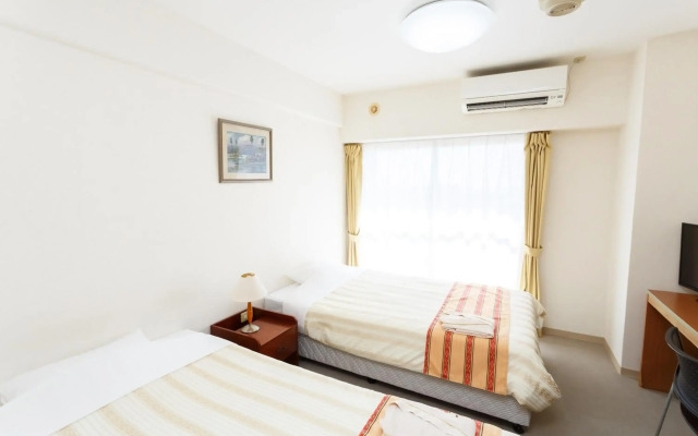 Hotel Peace Island Ishigaki in Yashima