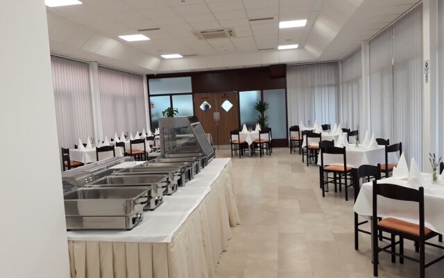 Hotel Albamaris
