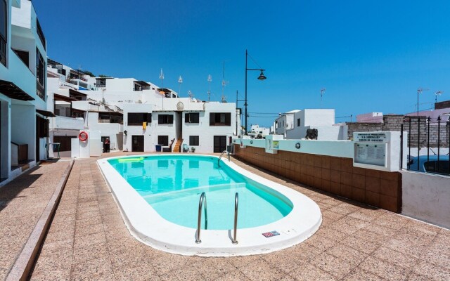 Sea Breeze the best view of Old town Harbour PDC