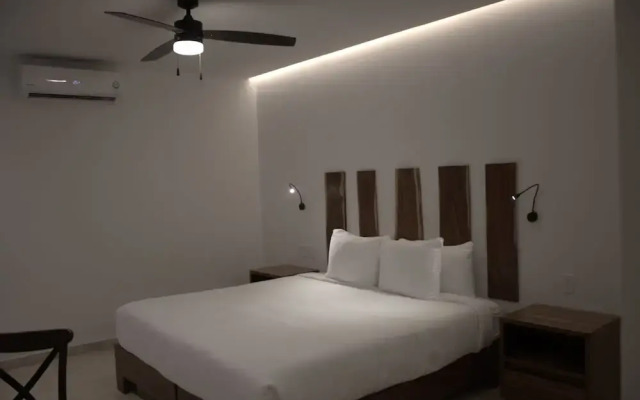 B10 Distinctive Hotel