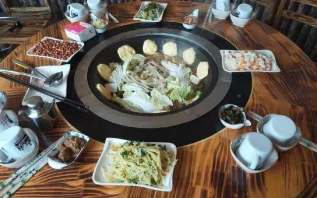 Northeast of Badaling, Beijing, Pang Shantou Tieguoyu Homestay