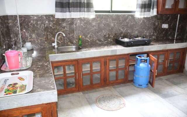 Senevi 9 Arch Homestay