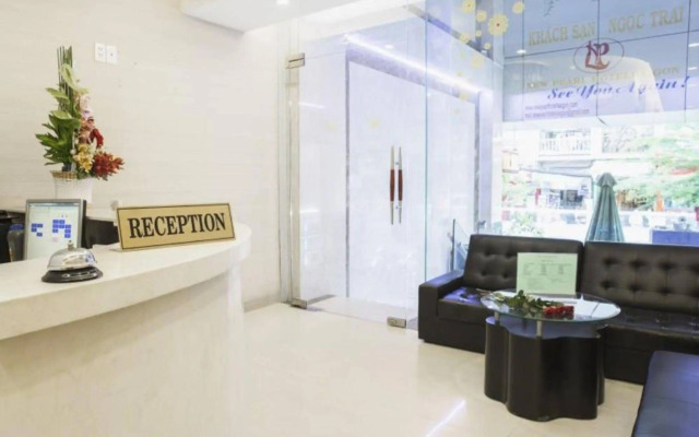Lucky Star Hotel 266 De Tham