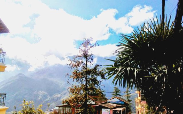 Mountain Clouds Sapa Hostel