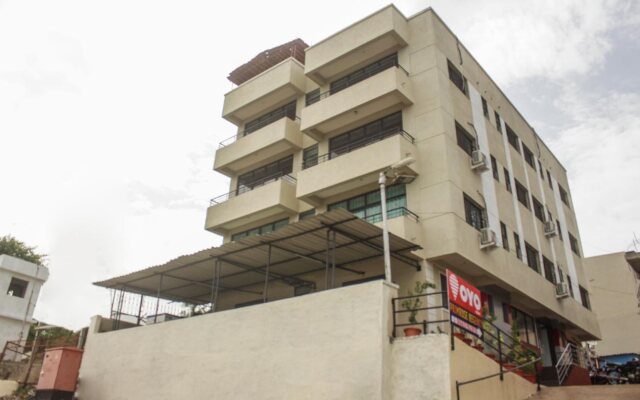 Primrose Regency by OYO Rooms