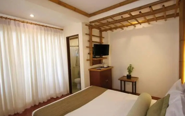 Acuaverde Beach Resort