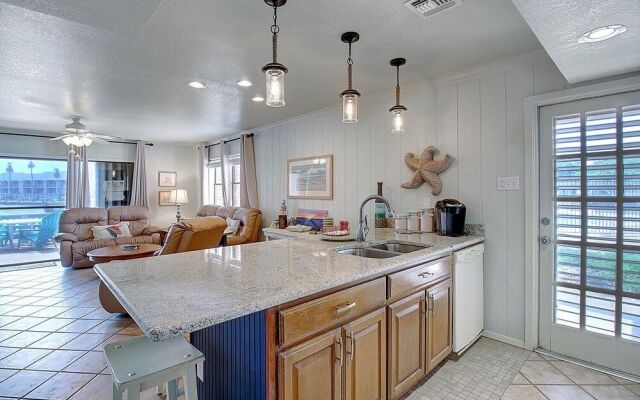 Bayhouse Condo 3 Bedroom Condo by Redawning