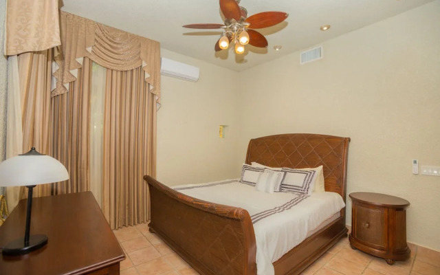 Coral Sands #7 2 Bedroom Condo