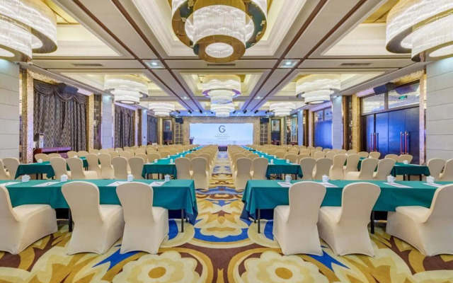 Country Garden Phoenix Hotel - Yunfu