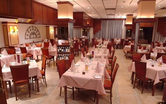Kapetanios Odysseia Hotel
