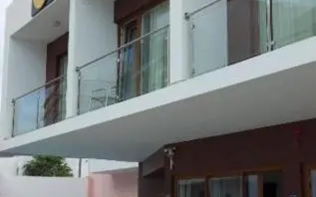 Luna Boutique Hotel