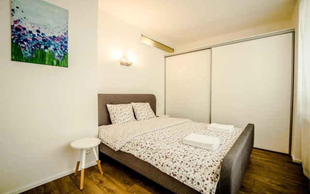 Central apartments by Kovee