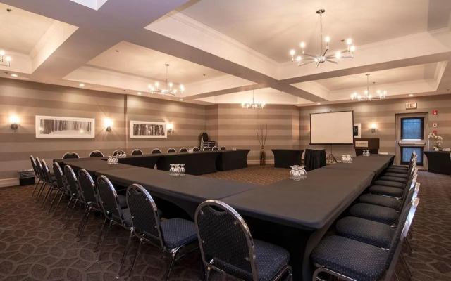 Sandman Signature Saskatoon South Hotel