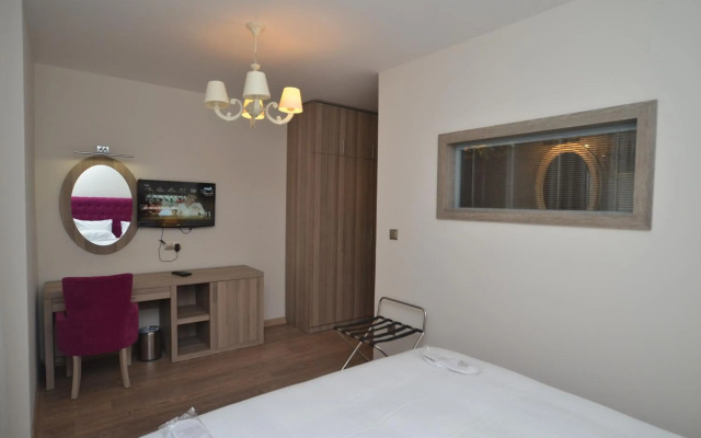 Motali Life Hotel