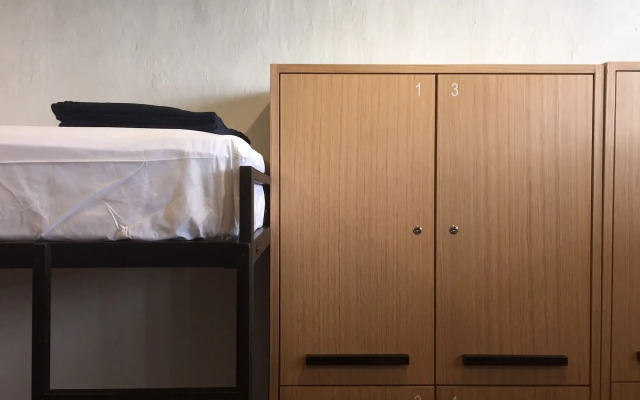The Frame Guesthouse - Hostel