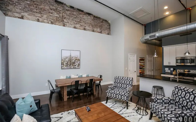 Printers Alley by YouRent