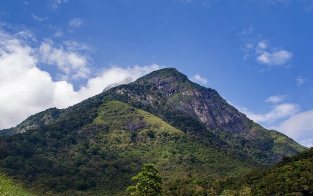 The Kandy Mount Layathraa