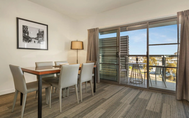 Quest Melbourne Airport