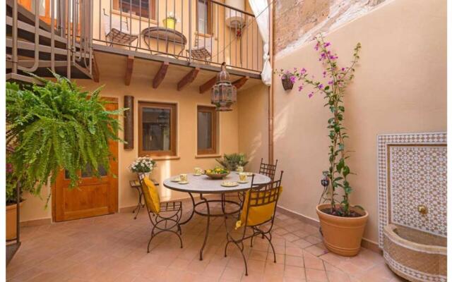 Boutique Hostal "Born53" im Stadtkern von Llucmajor, Mallorca