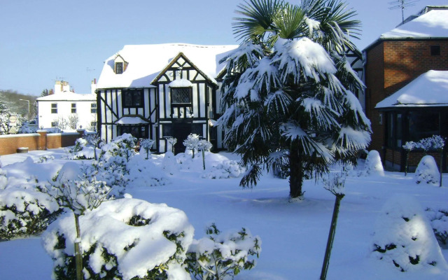 Donnington Manor Hotel