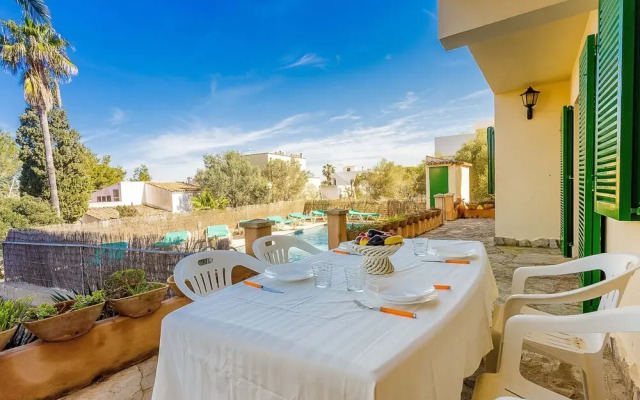 Porto Colom, Villa With Pool x 10 People