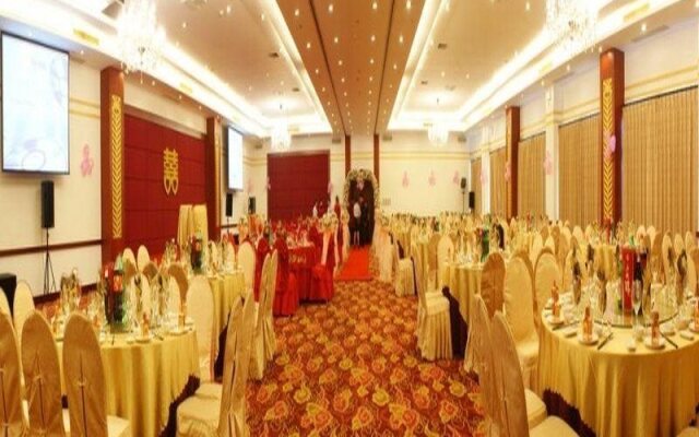 Junhong Hotel