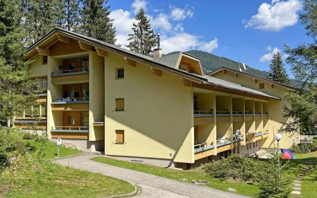Cozy Apartment With Beautiful Mountain View
