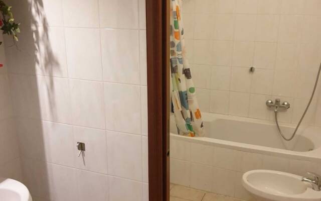 Captivating 2 Bedroom Apartment in Acquaseria