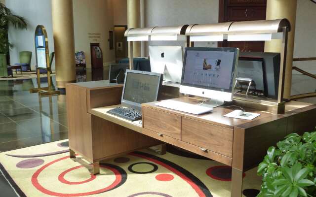 Hilton Washington Dulles Airport