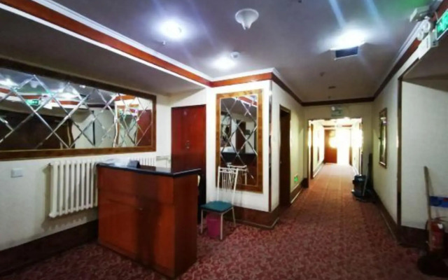 Hongqi Hotel