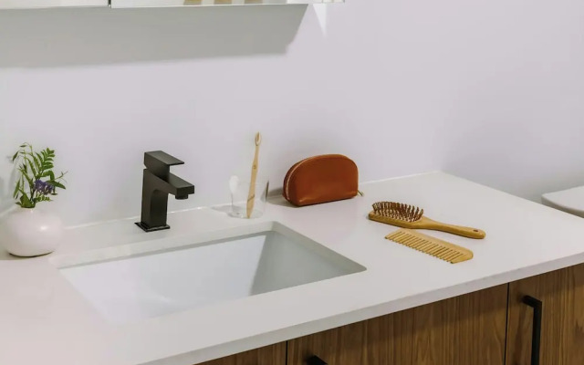 Sonder by Marriott Bonvoy Arlo Apartments Downtown