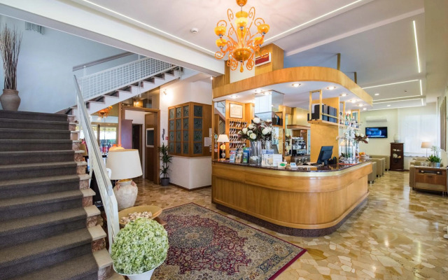 Hotel Touring